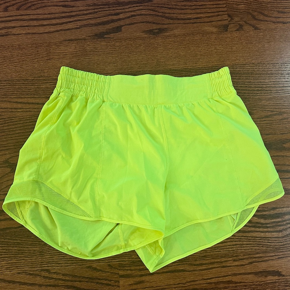 lululemon Hotty Hot High-Rise 4" Lined Short Size 12